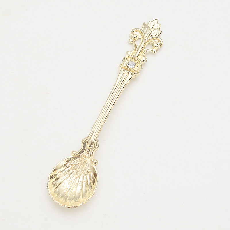 Retro Carved Crystal Head Pattern Alloy Small Spoon