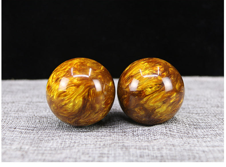 Golden Sea Willow Handball Blood Amber Beeswax Health Resin Ball Wenwan Horn Handball