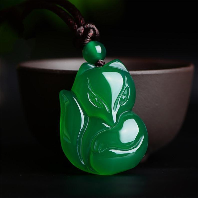 Fashion Chalcedony Agate Fox Pendant