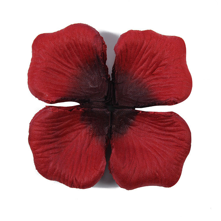 100 Pieces Of Artificial Rose Petals Arranged In Non-woven Fabric