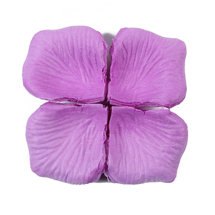 100 Pieces Of Artificial Rose Petals Arranged In Non-woven Fabric