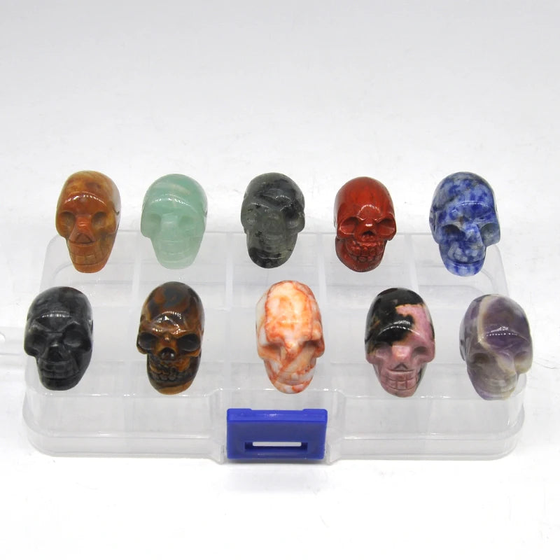 10Pcs/Set Skull Statue Natural Stones Carved Healing Crystals Ornament Reiki Witchcraft Supplies Gemstone Halloween Decorations