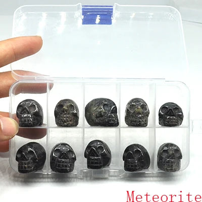 10Pcs/Set Skull Statue Natural Stones Carved Healing Crystals Ornament Reiki Witchcraft Supplies Gemstone Halloween Decorations